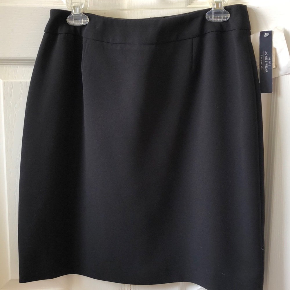 Jones wear essentials black skirt
